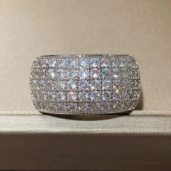 NWOT… Sterling Silver 925 W/ Simulated Diamonds And 18K White Gold Overlay. - Picture 2 of 10